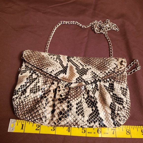 python snake print crossbody purse - Picture 4 of 4